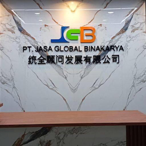 Huruf Timbul Akrilik Interior – Signage Logo Perusahaan & Backdrop Kantor